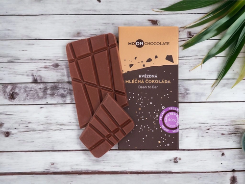 MoonChocolate - VEGA - jemná veganská bean to bar čokoláda s BIO kokosovým mlékem a 60% obsahem kakaa z Papuy Nové Guineje