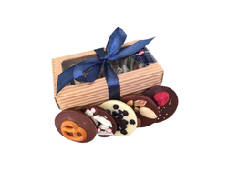 MoonChocolate - UFONKY - dárkový mix bílé, mléčné a tmavé bean to bar čokolády se zdobením